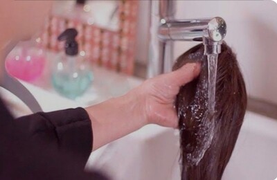4 STEPS FOR WASHING SYNTHETIC WIGS