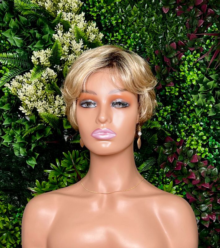 Shiloh Wig | Luxury HD Modacrylic Collection