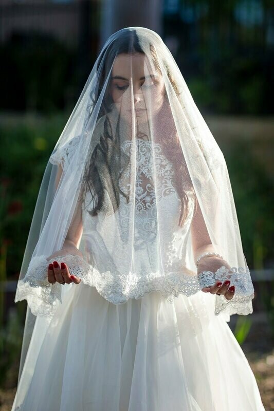 Mantilla Veil