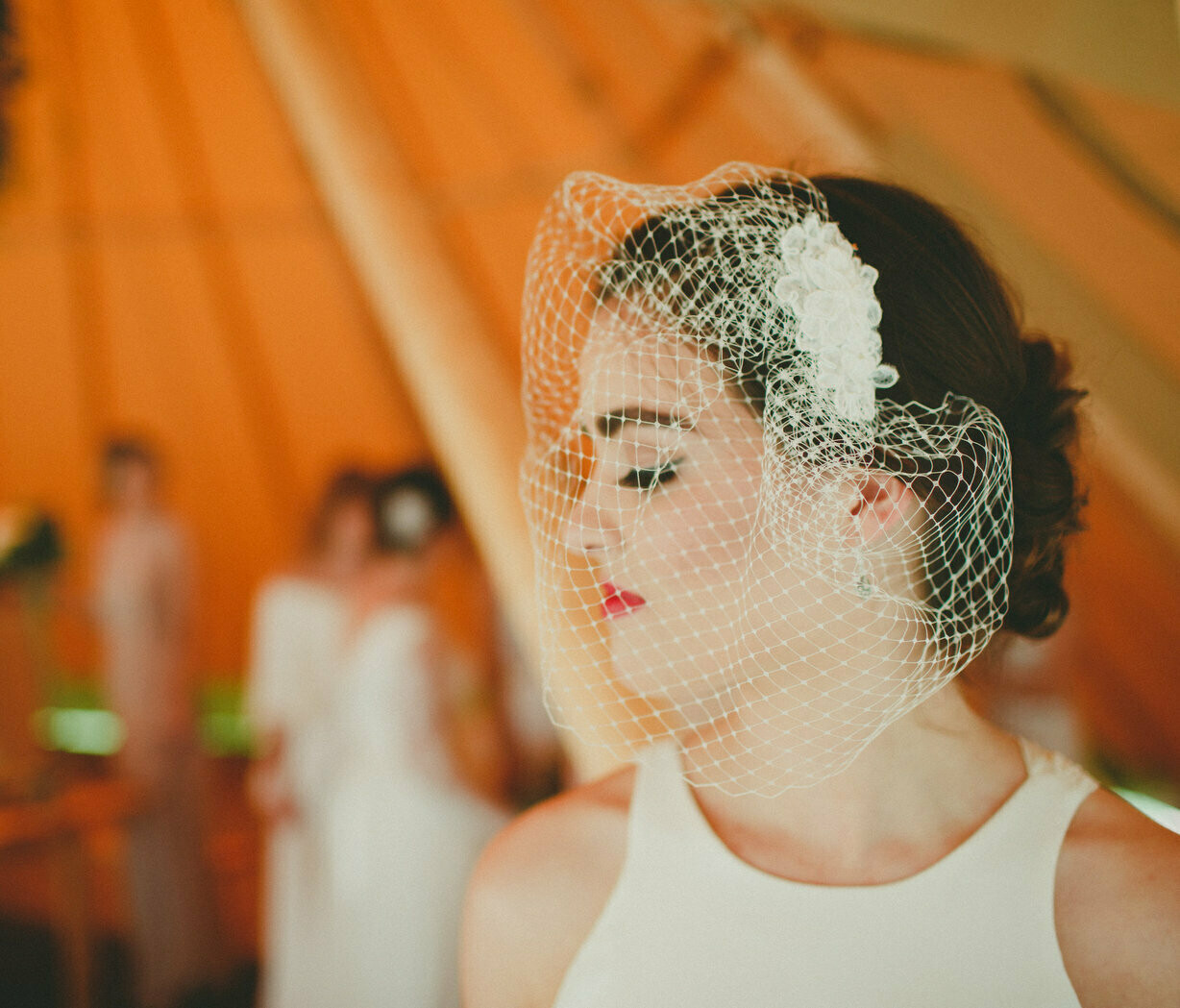 Blusher veil