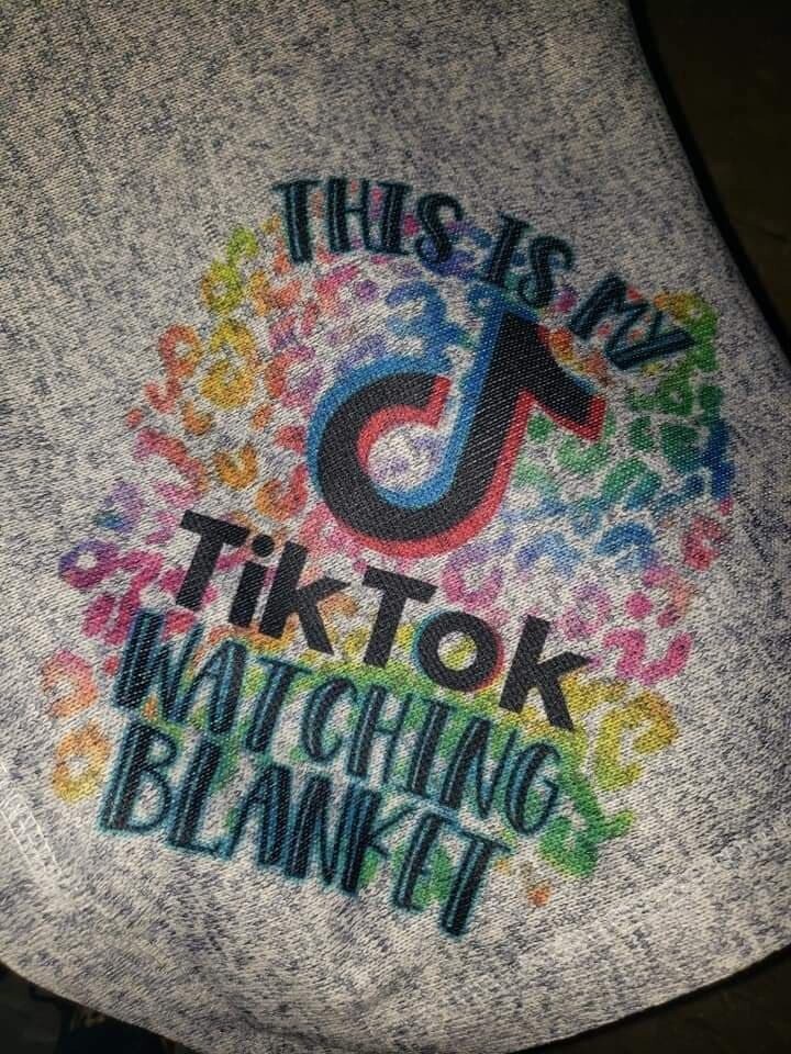 Tiktok Watching Blanket