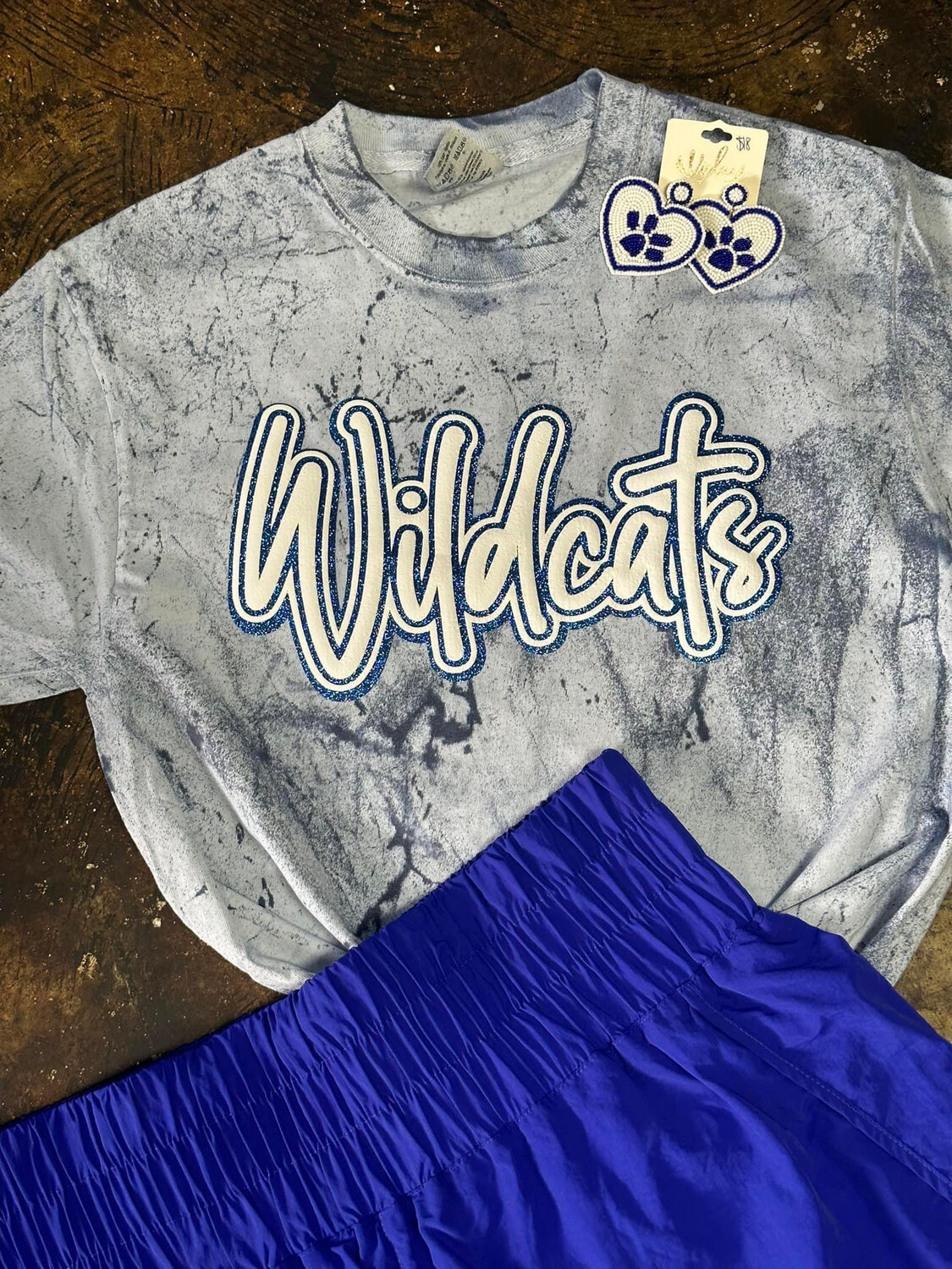 Wildcats puff with glitter