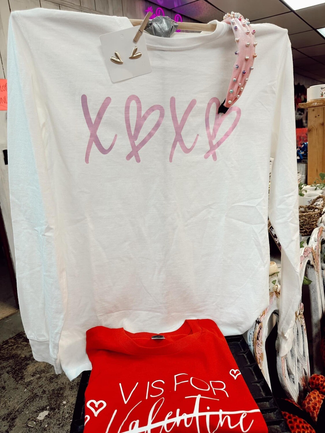 XOXO pink vinyl