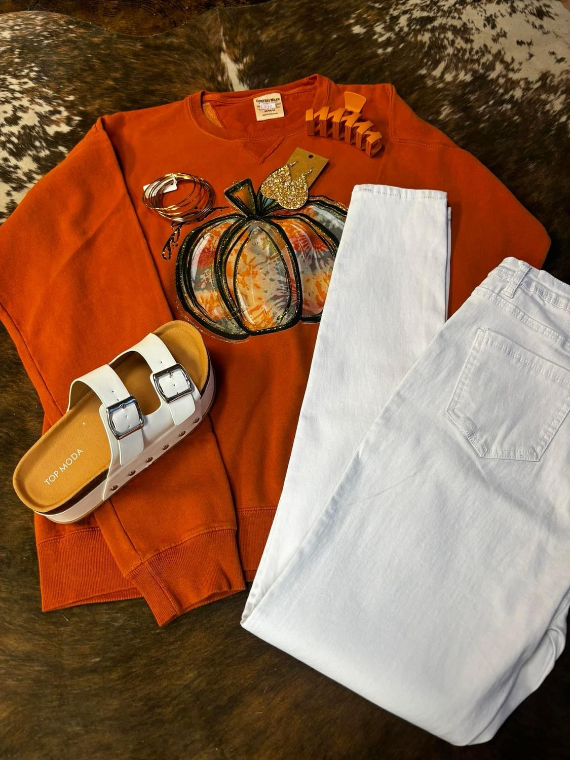 Pumpkin Glitter Transfer Comfort Wash Sweatshirt