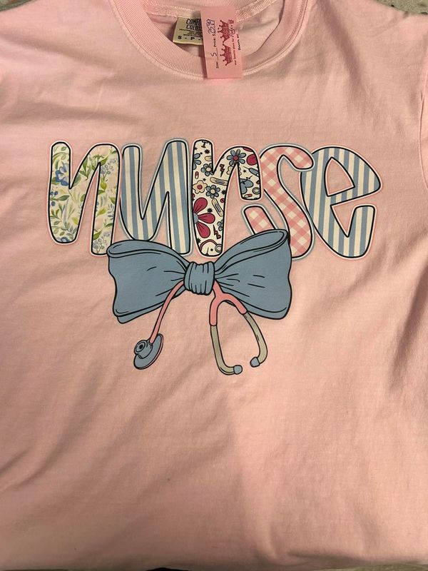 nurse font bow and stethoscope Tshirt