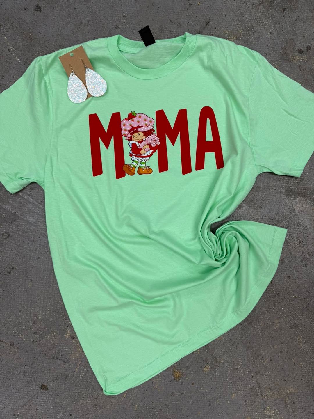 Strawberry Shortcake MAMA on Mint Green