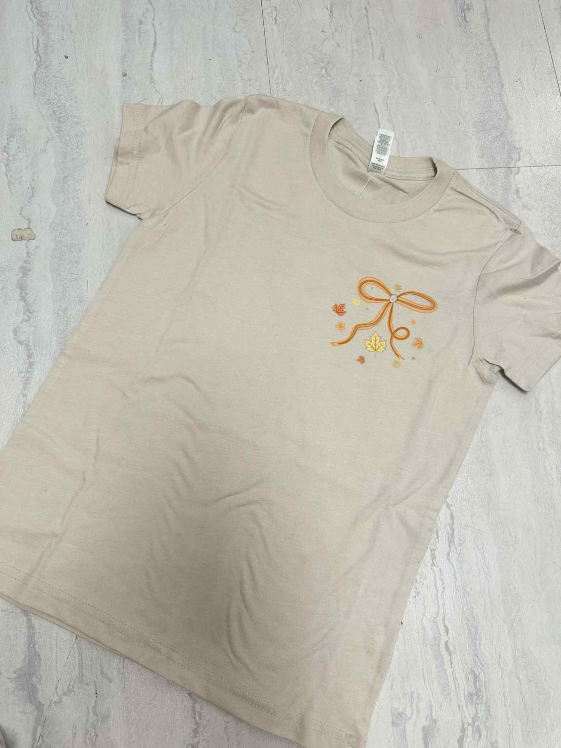 Fall Goose With Pocket Bow Design