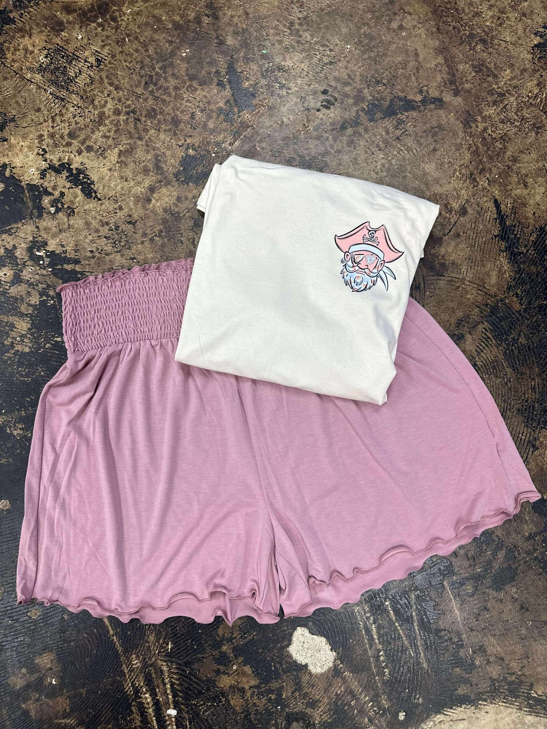 VALLEY bucs blue/pink floral back and front