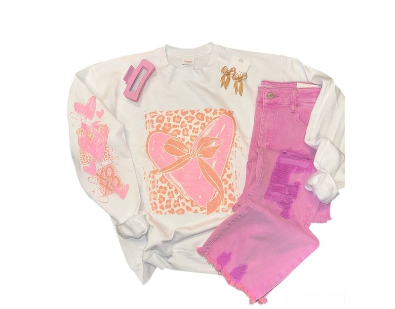 Leopard Heart and Bow with Sleeve