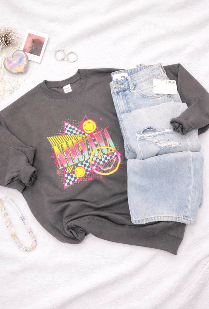 Retro Nirvana Check Smiley