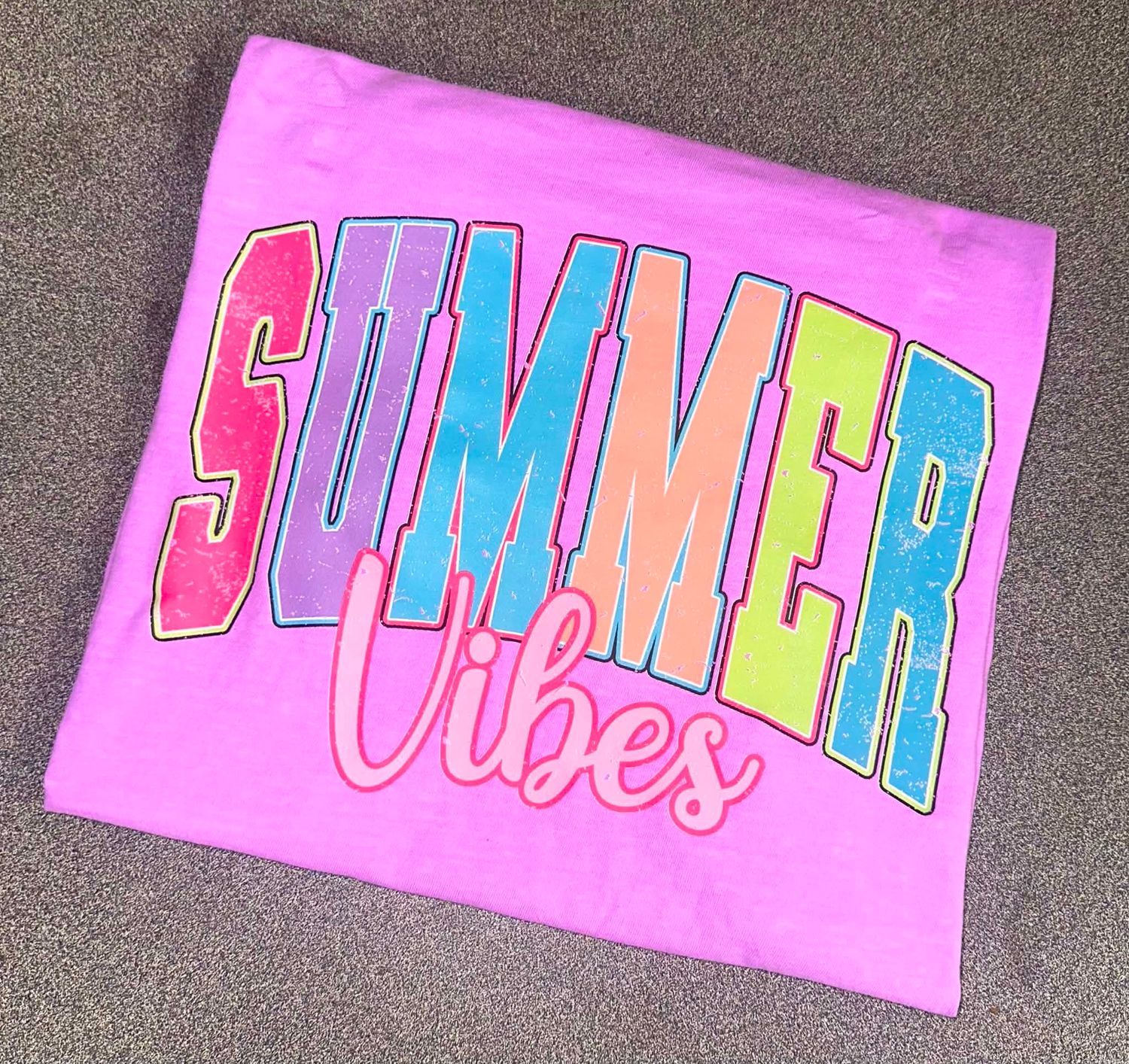 SUMMER VIBES (neon)