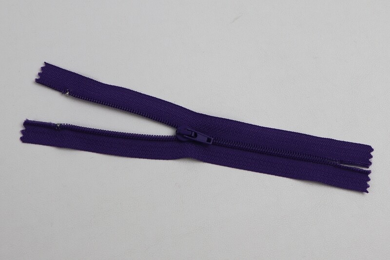 Reissverschluss Spirala &quot;violett&quot;