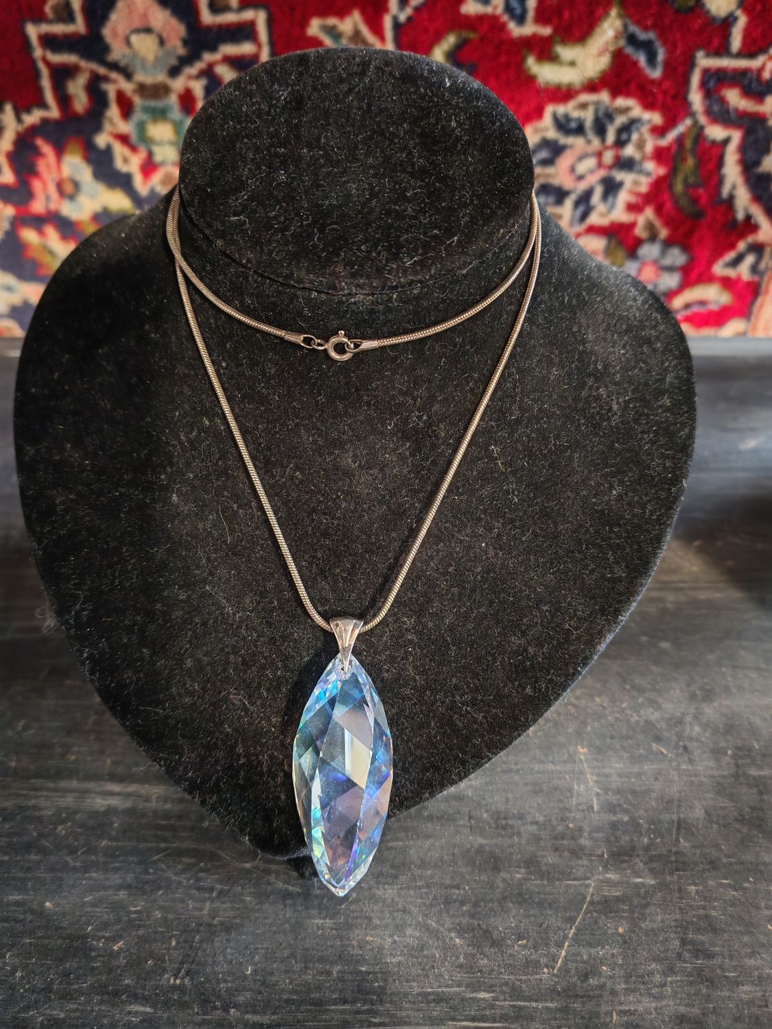 CRYSTAL PENDANT WITH STERLING SILVER CHAIN