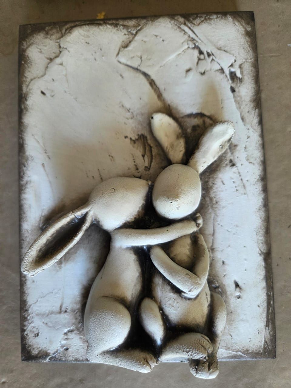 RABBIT FAMILY WOODEN BLOCK