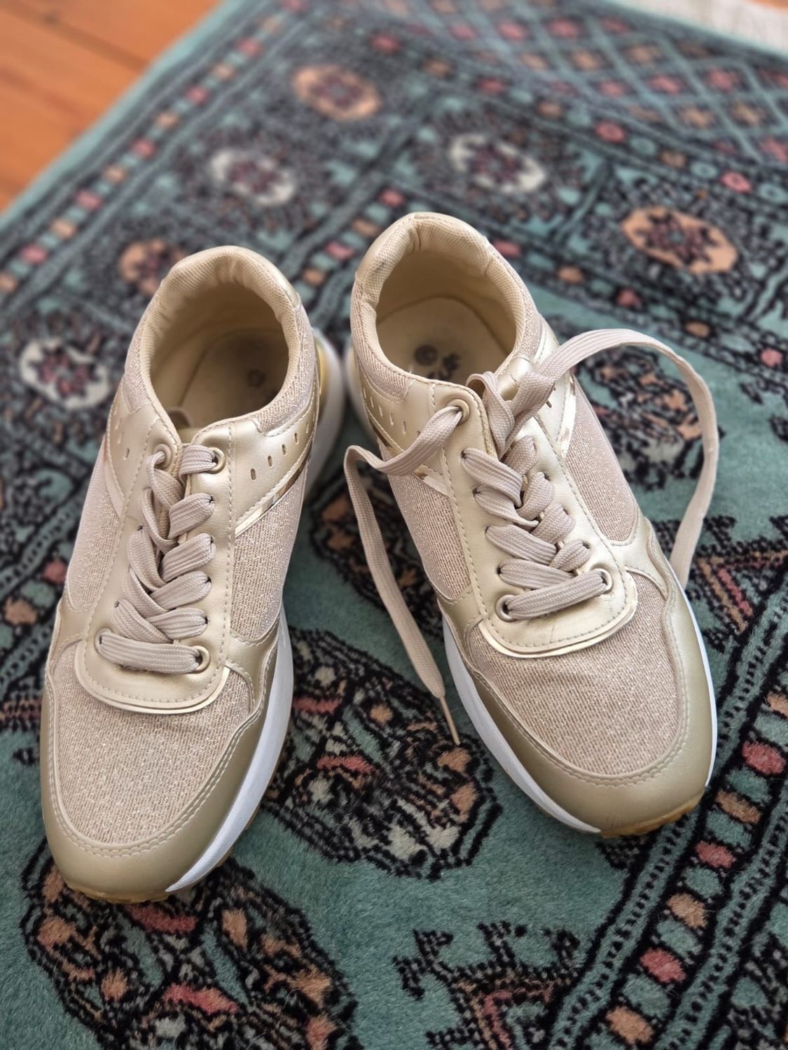 Gold ladies sneakers