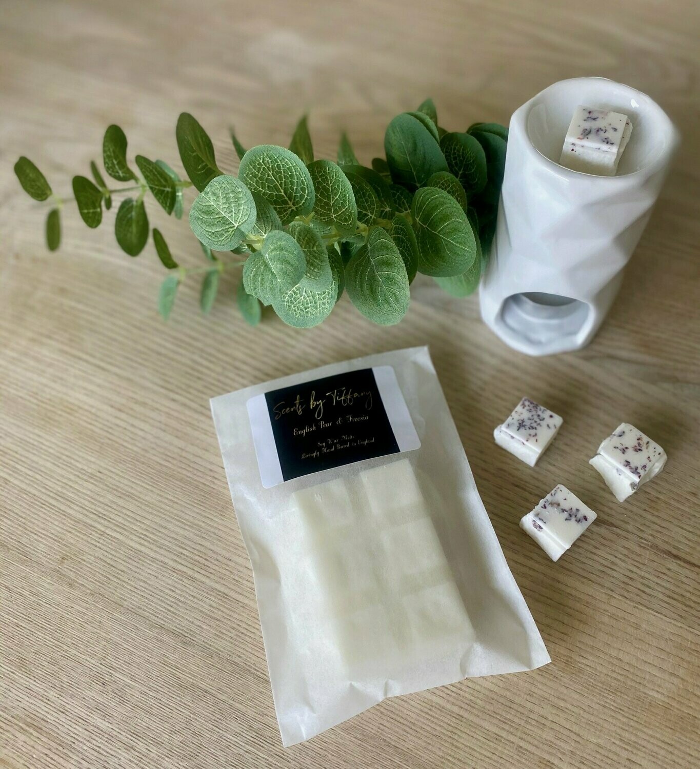 English Pear & Freesia Wax Melts