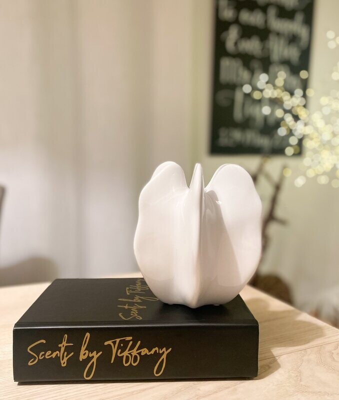 Briar Vase in White