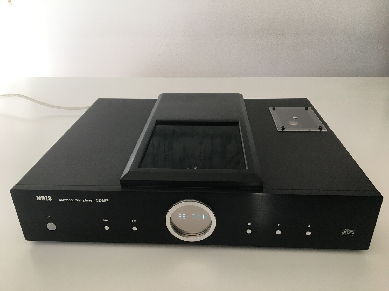 MHZS CD88F - High End CD Player