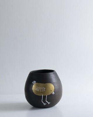 Li’l Tsuki Terracotta Planter