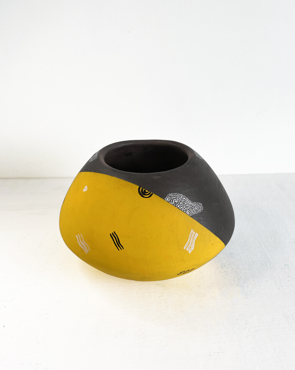 Ochre Night Planter