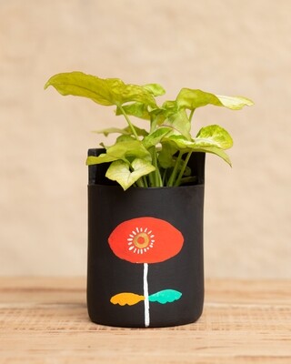 Sunny Sunflower Terracotta Planter  (Large)