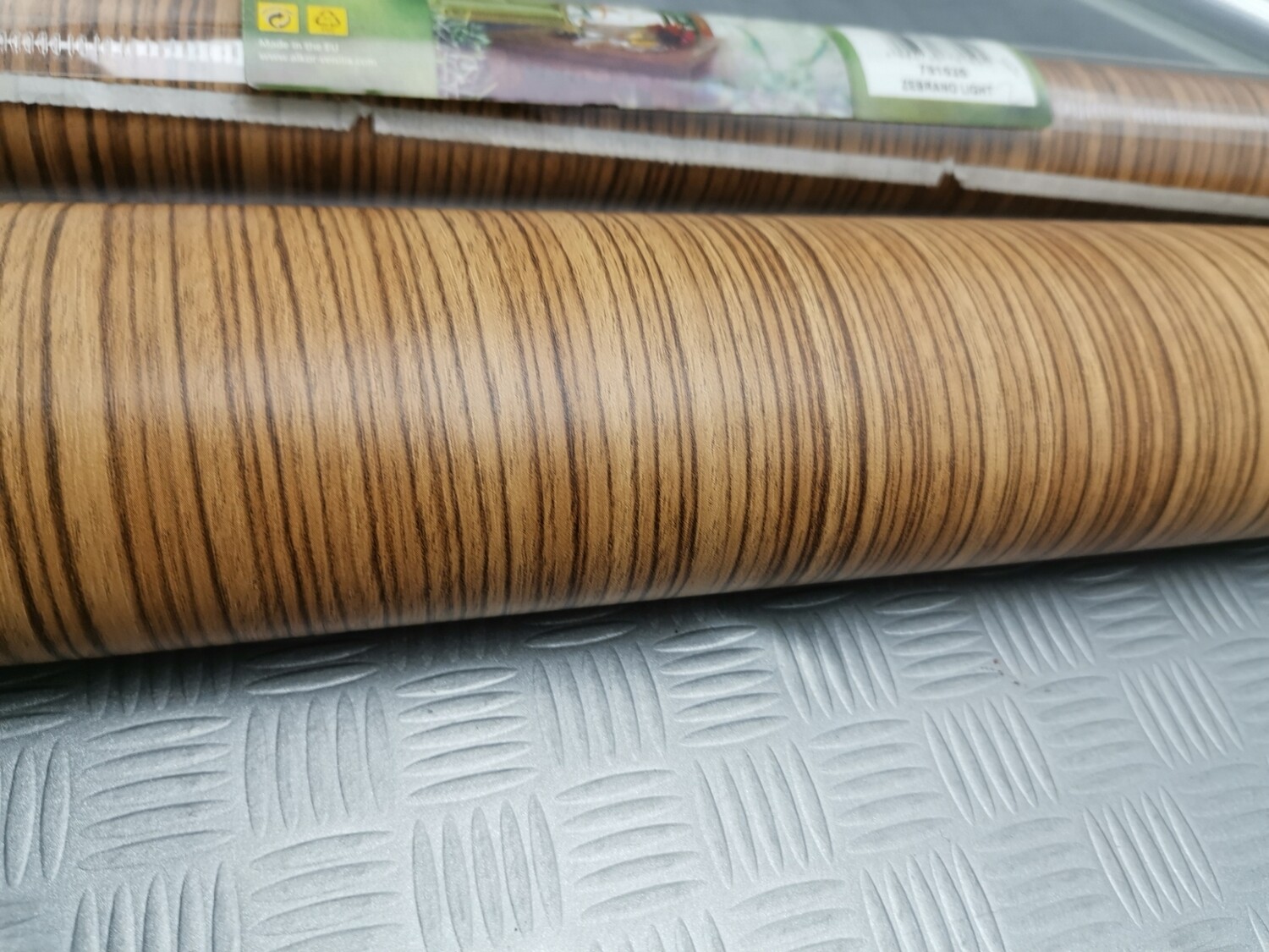 Plastica adesiva legno Zebran light 2 mt x 67,5 cm
