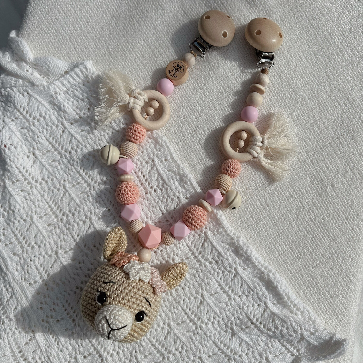 Boho Kinderwagenkette Alpaca „Apricot &amp; Pink“