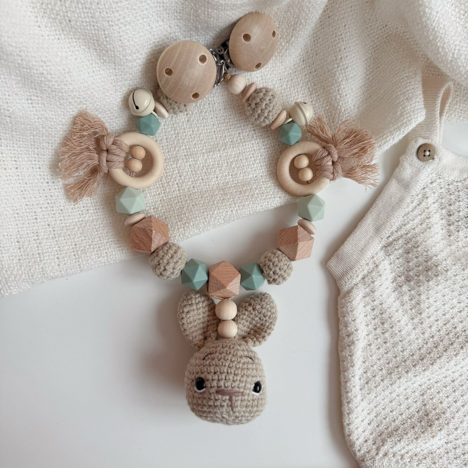 Boho Kinderwagenkette Bunny Sage