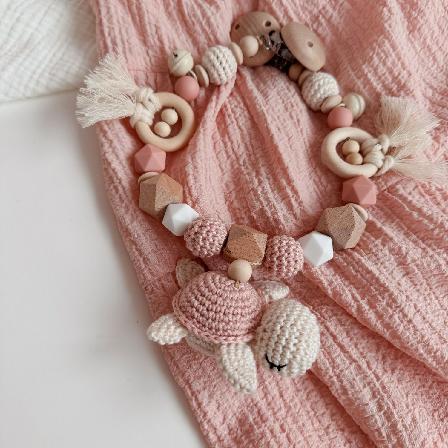 Boho Kinderwagenkette Turtle Coral