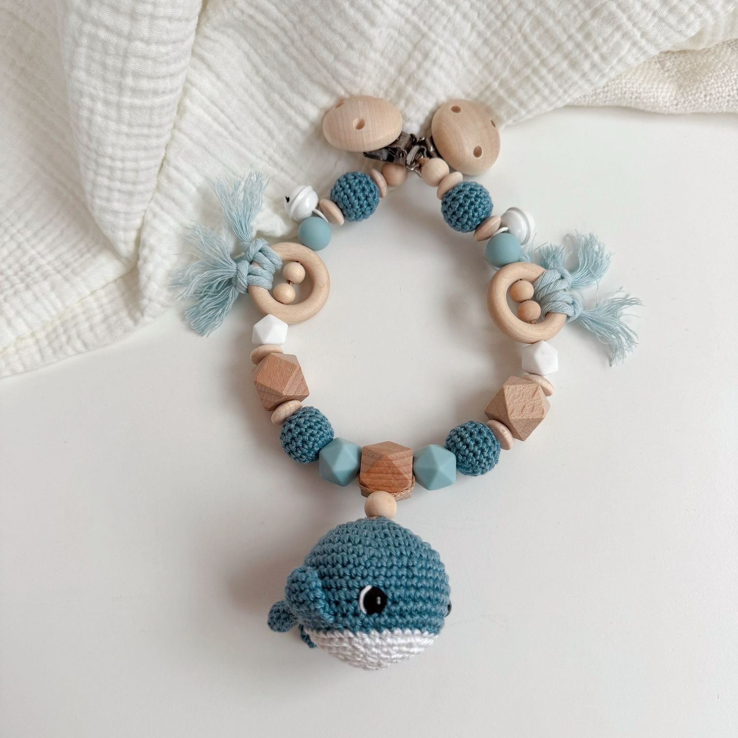 Boho Kinderwagenkette Whale
