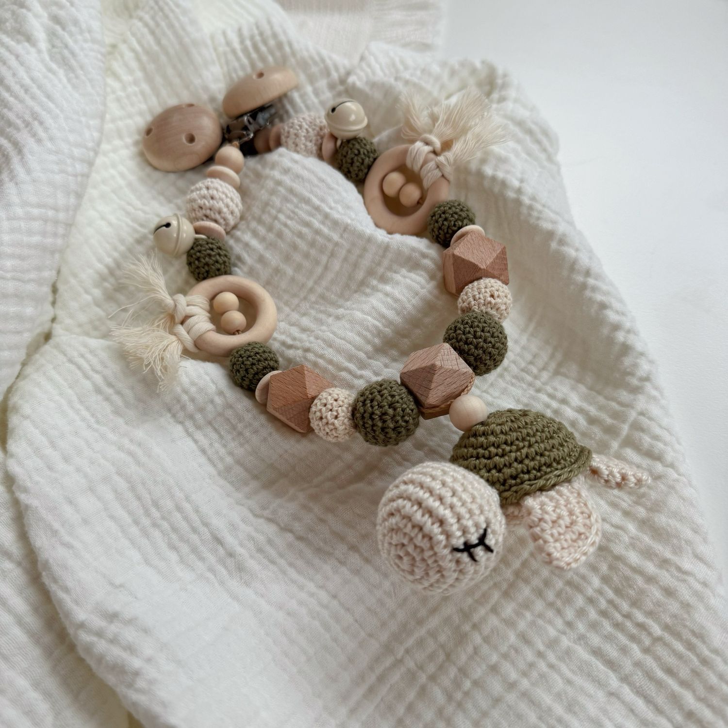 Boho Kinderwagenkette Turtle Olive