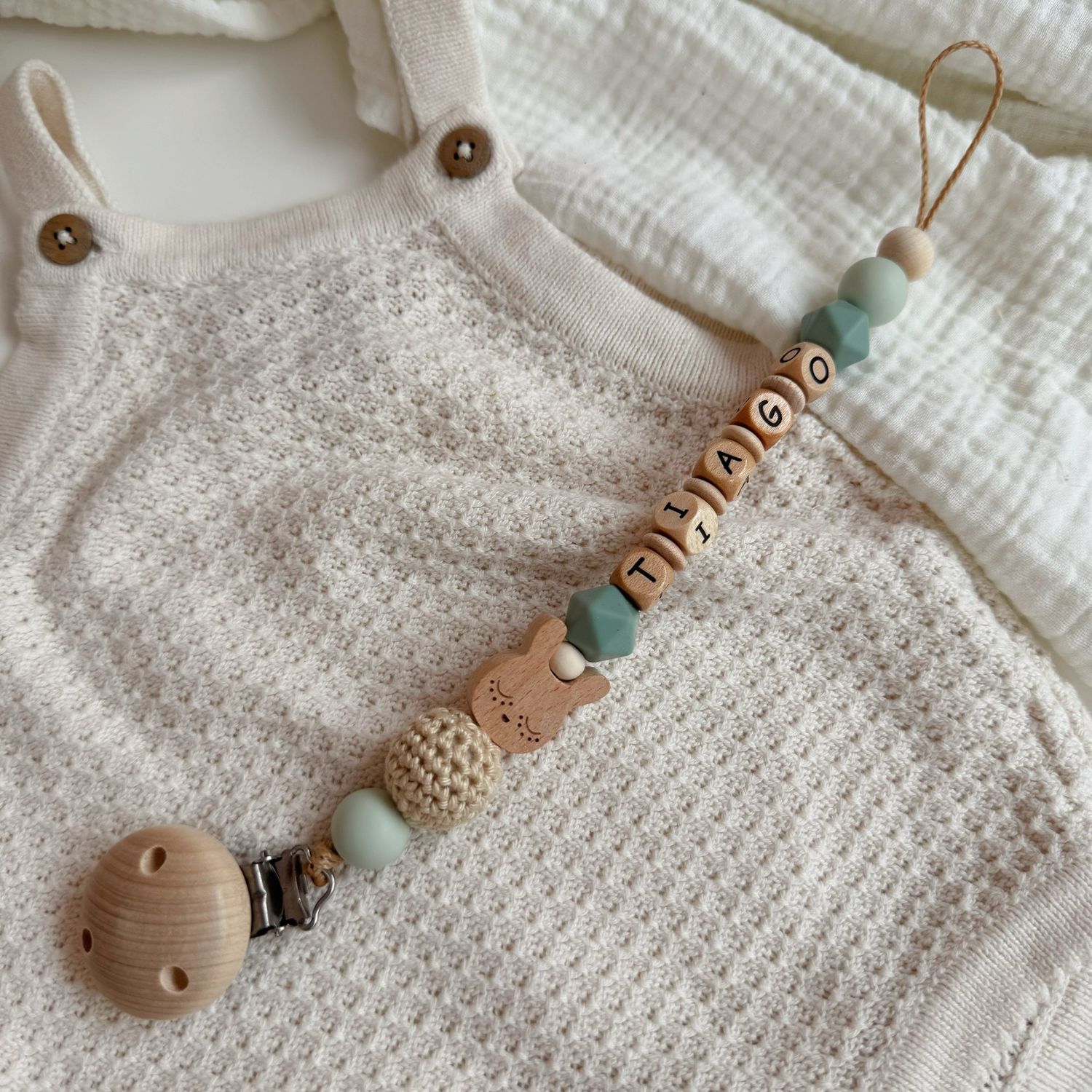 Schnullerkette Bunny Sage