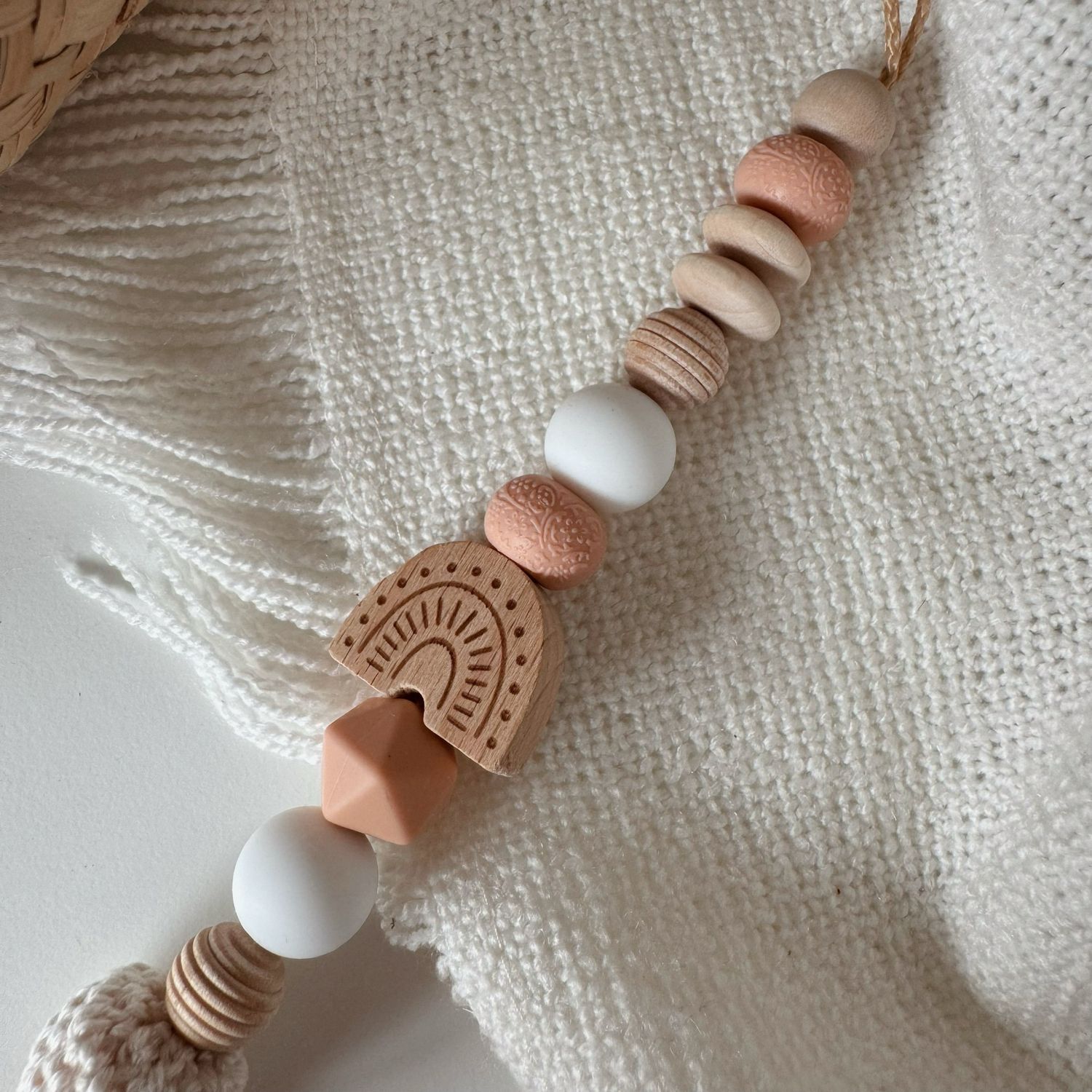 Boho Schnullerkette Peach