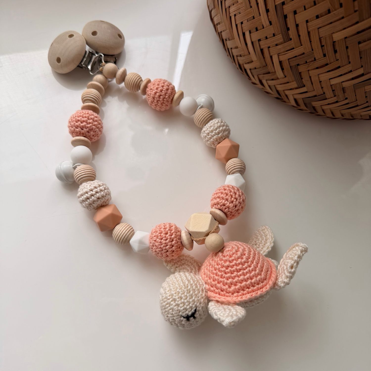 Kinderwagenkette Turtle Apricot