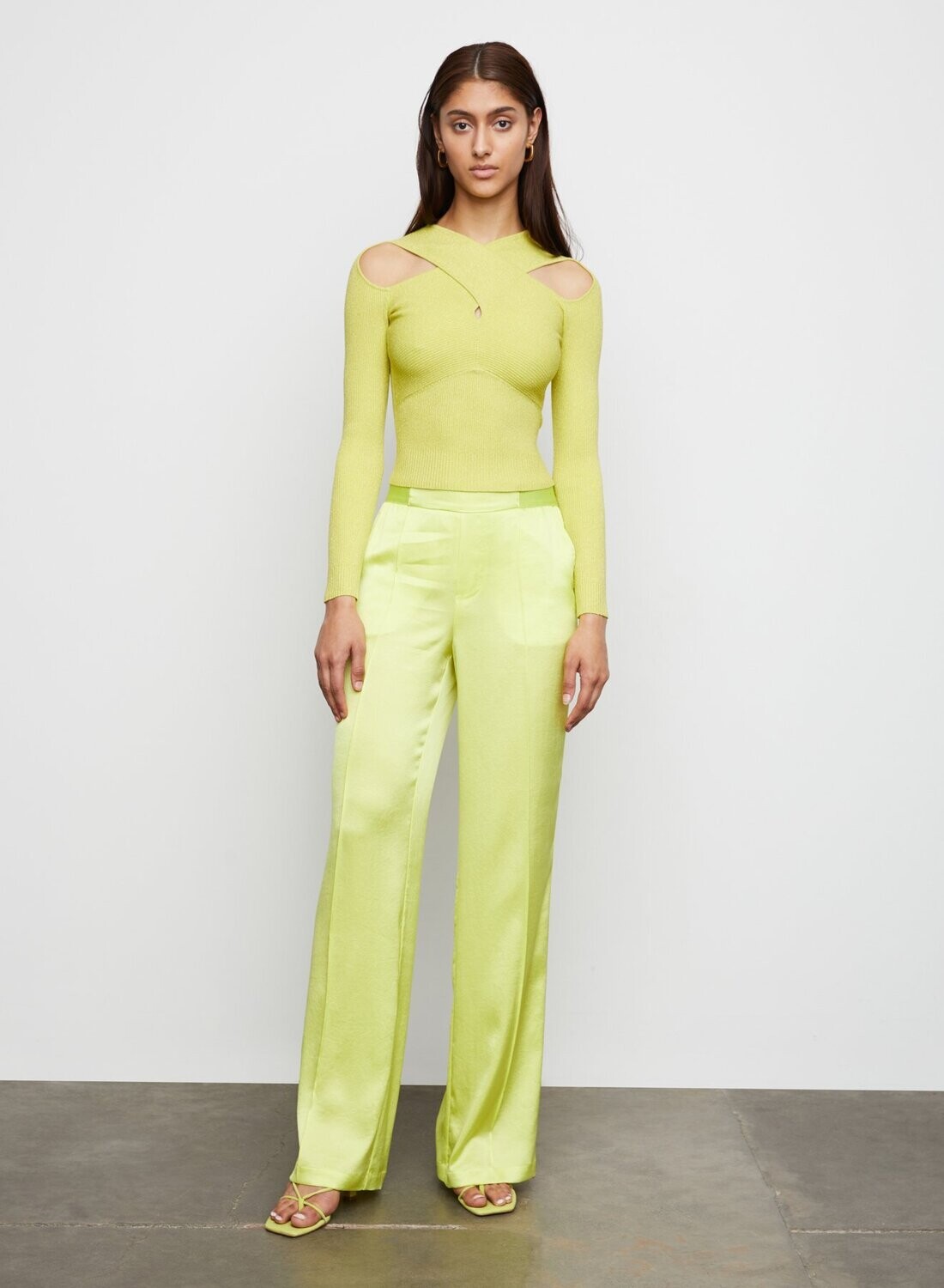 bailey 44 cold shoulder top