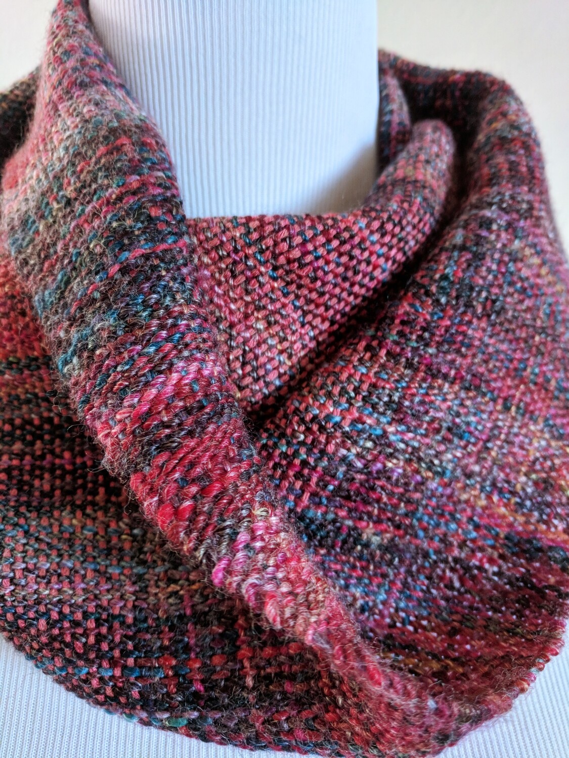PINK RAINBOW GRADIENT - HANDWOVEN