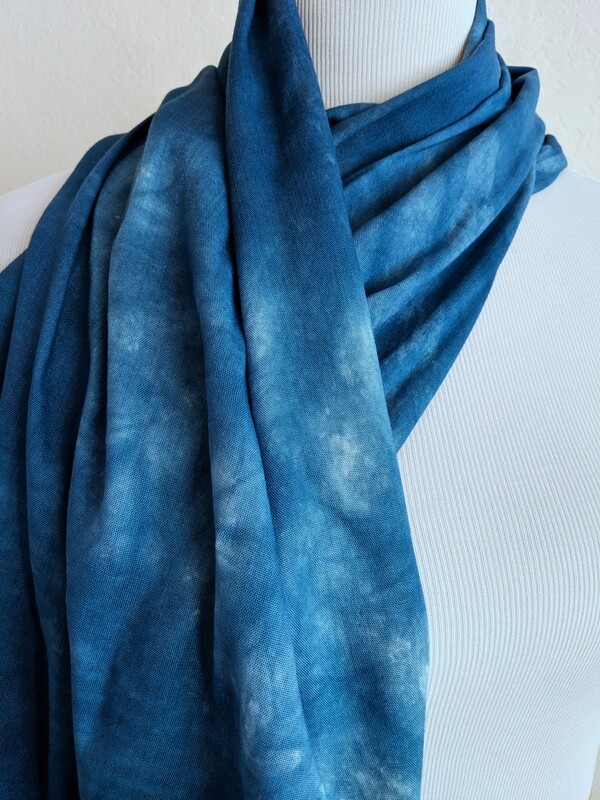 INFINITY SCARF - NATURAL DYE - INDIGO DENIM