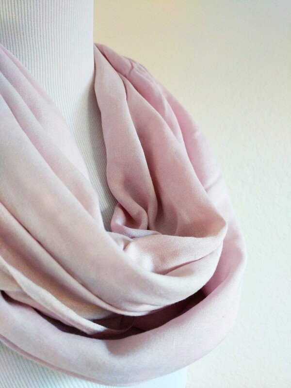 INFINITY SCARF - NATURAL DYE - PASTEL VIOLET