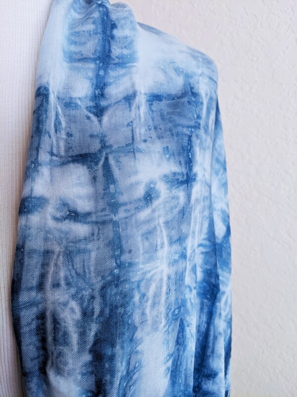 INFINITY SCARF - NATURAL DYE - INDIGO MARBLE