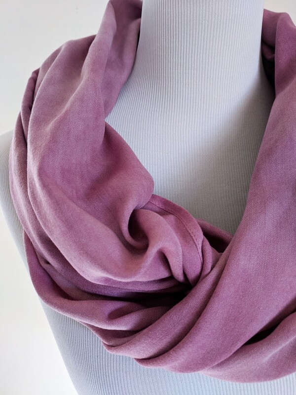 INFINITY SCARF - NATURAL DYE - FUSCHIA