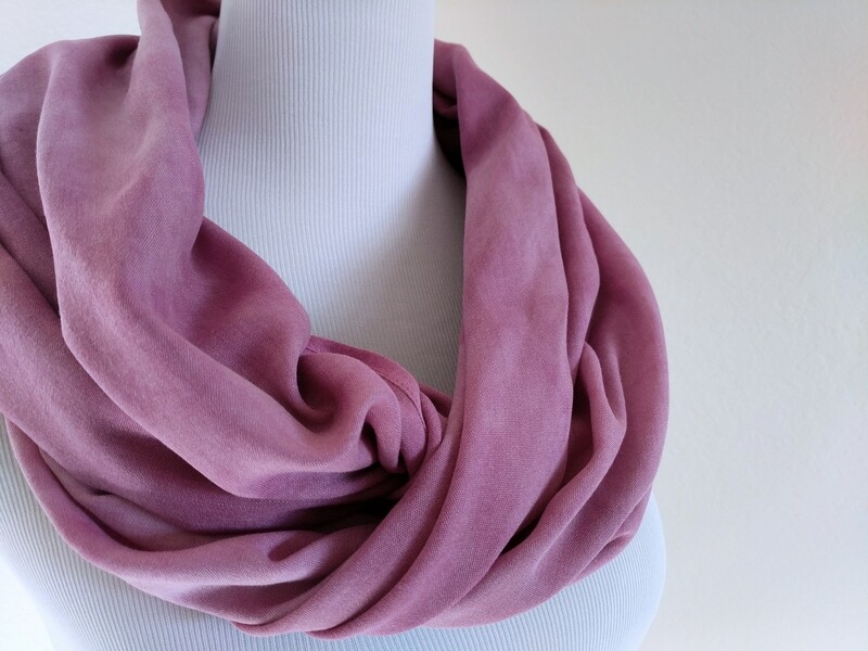 INFINITY SCARF - NATURAL DYE - FUSCHIA
