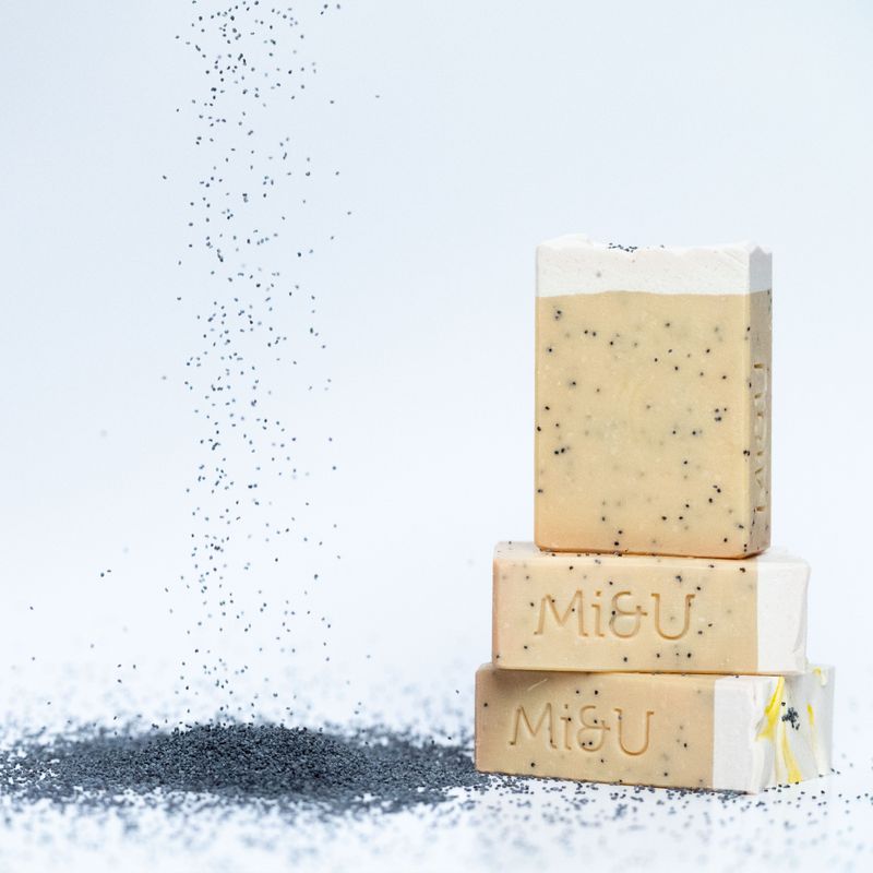 Lemon Poppy Seed Scrub