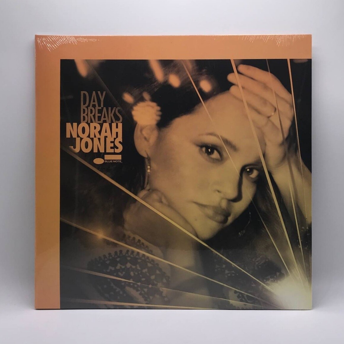 NORAH JONES -DAY BREAKS- LP