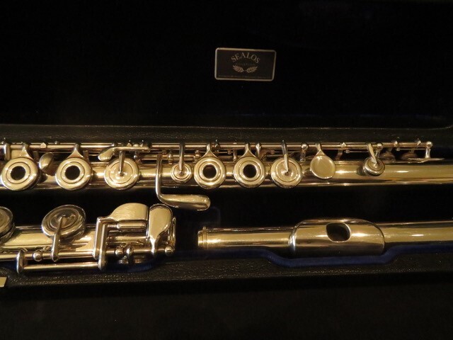 Sealos flute made by George Koregelos