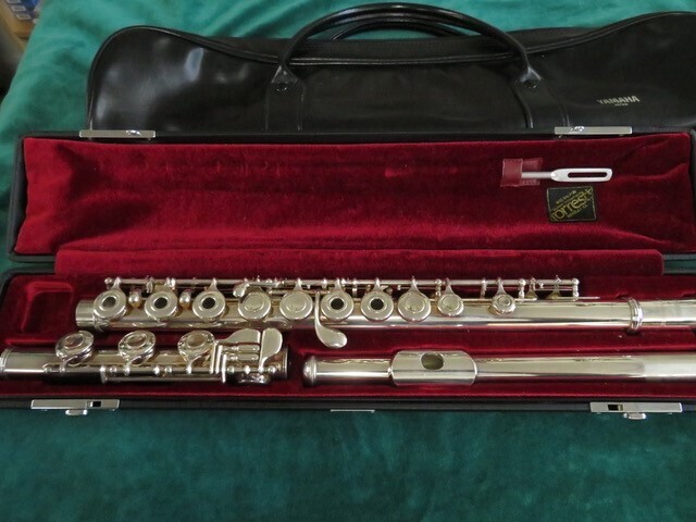 Yamaha YFL-385 Flute