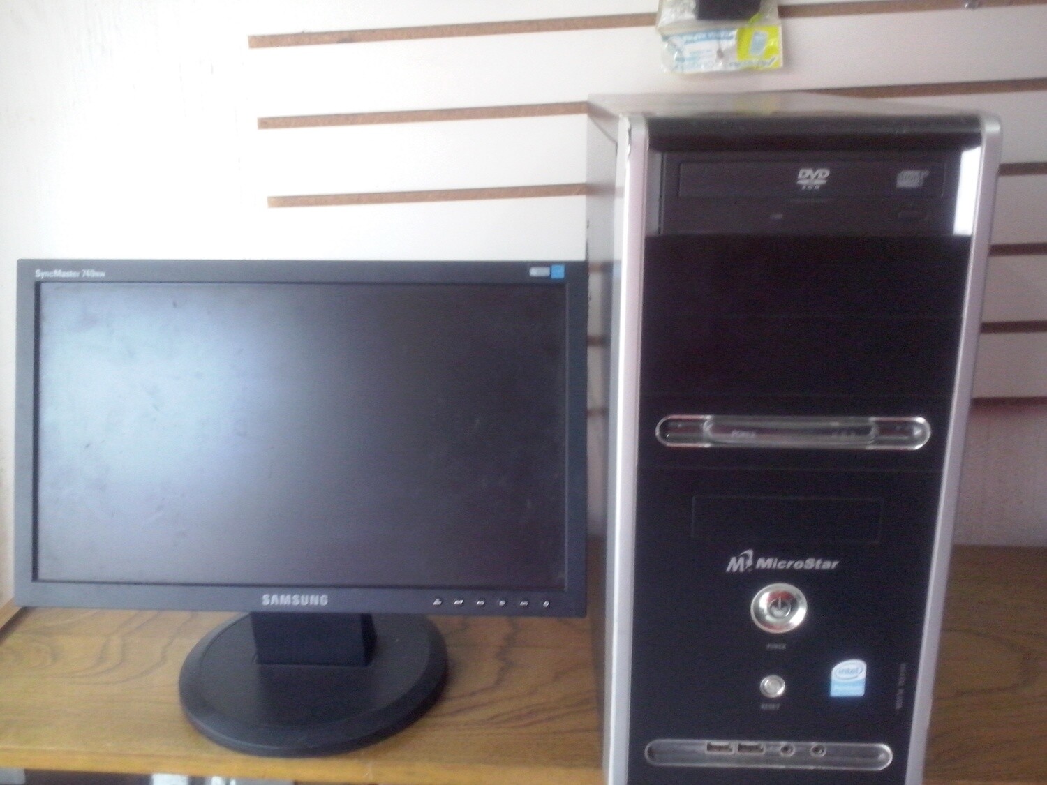 COMPUTADORA GENERICA MICROSTAR