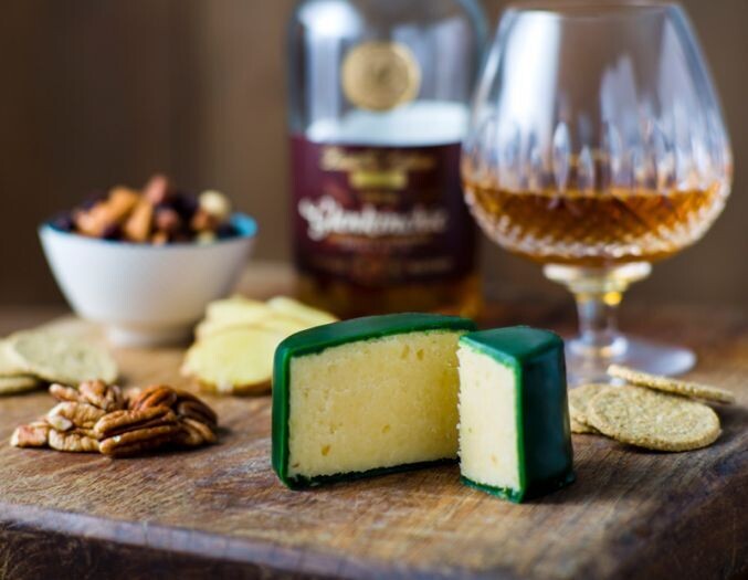 Irish Whiskey & Stem Ginger Cheddar Cheese - Waxed Truckle 200g