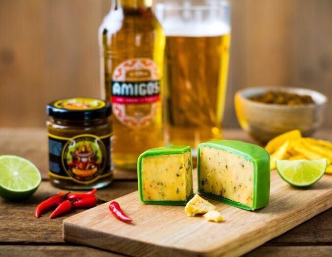 El Gringo Chilli, Lime & Tequila Cheddar - Waxed Truckle 200g