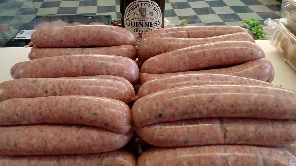 Walker&#39;s Gourmet Pure Pork, Leek and Guinness Thick Sausages - in Natural Pork Casings 454g