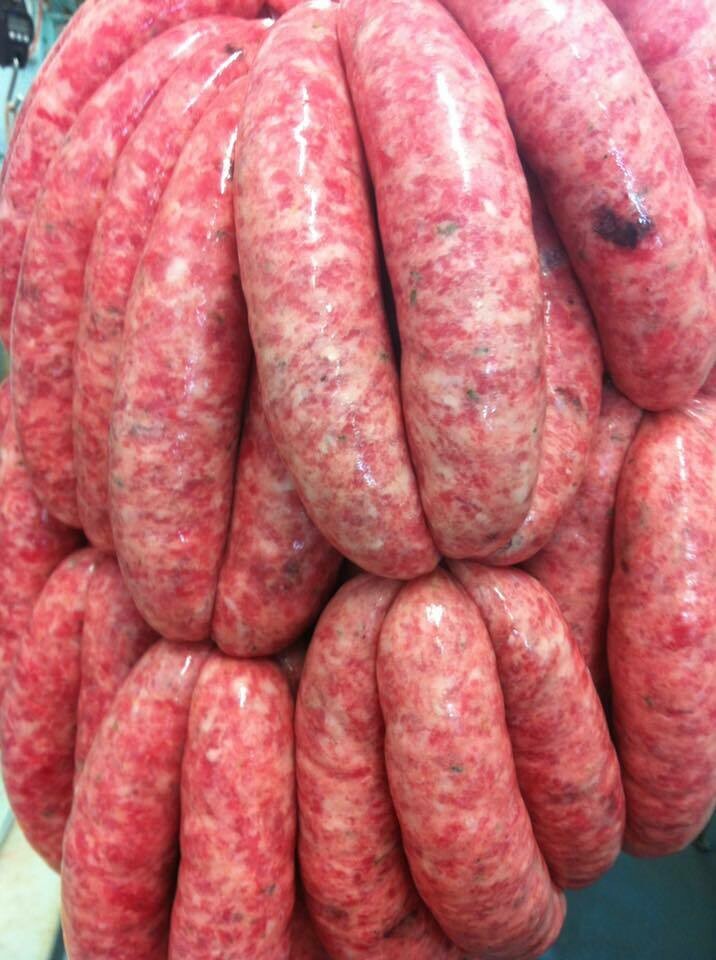 Walker&#39;s Gourmet Pure Pork Thick Sausages with Diced Black Pudding - in Natural Pork Casings 454g
